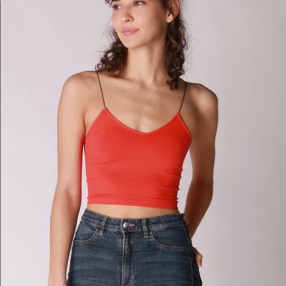 Red Seamless Cami - Picture 2 of 5